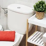Piso Coqueto Con Parking Y Balcon Διαμέρισμα