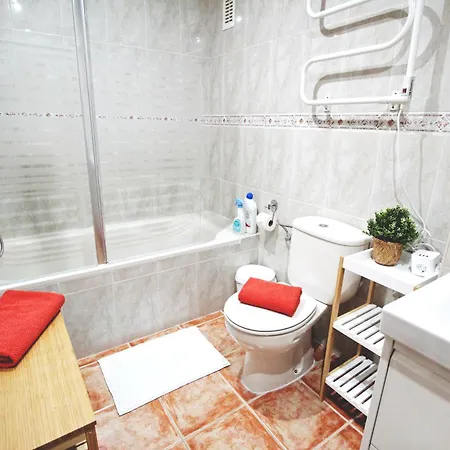 Daire Piso Coqueto Con Parking Y Balcon