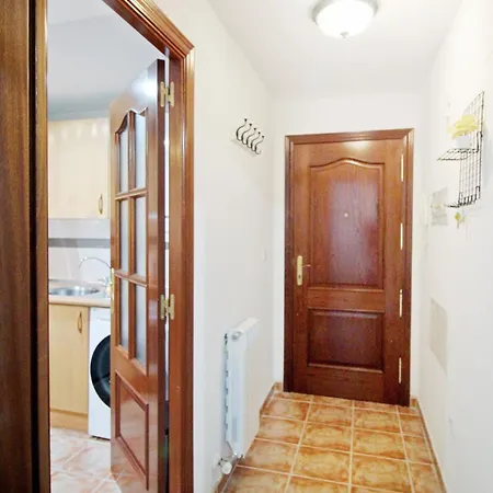 Piso Coqueto Con Parking Y Balcon *