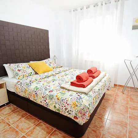 Piso Coqueto Con Parking Y Balcon Sabiñánigo