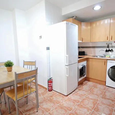 Lejlighed Piso Coqueto Con Parking Y Balcon *