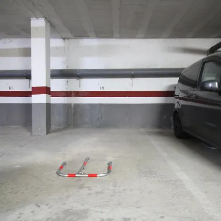 Piso Coqueto Con Parking Y Balcon Apartamento